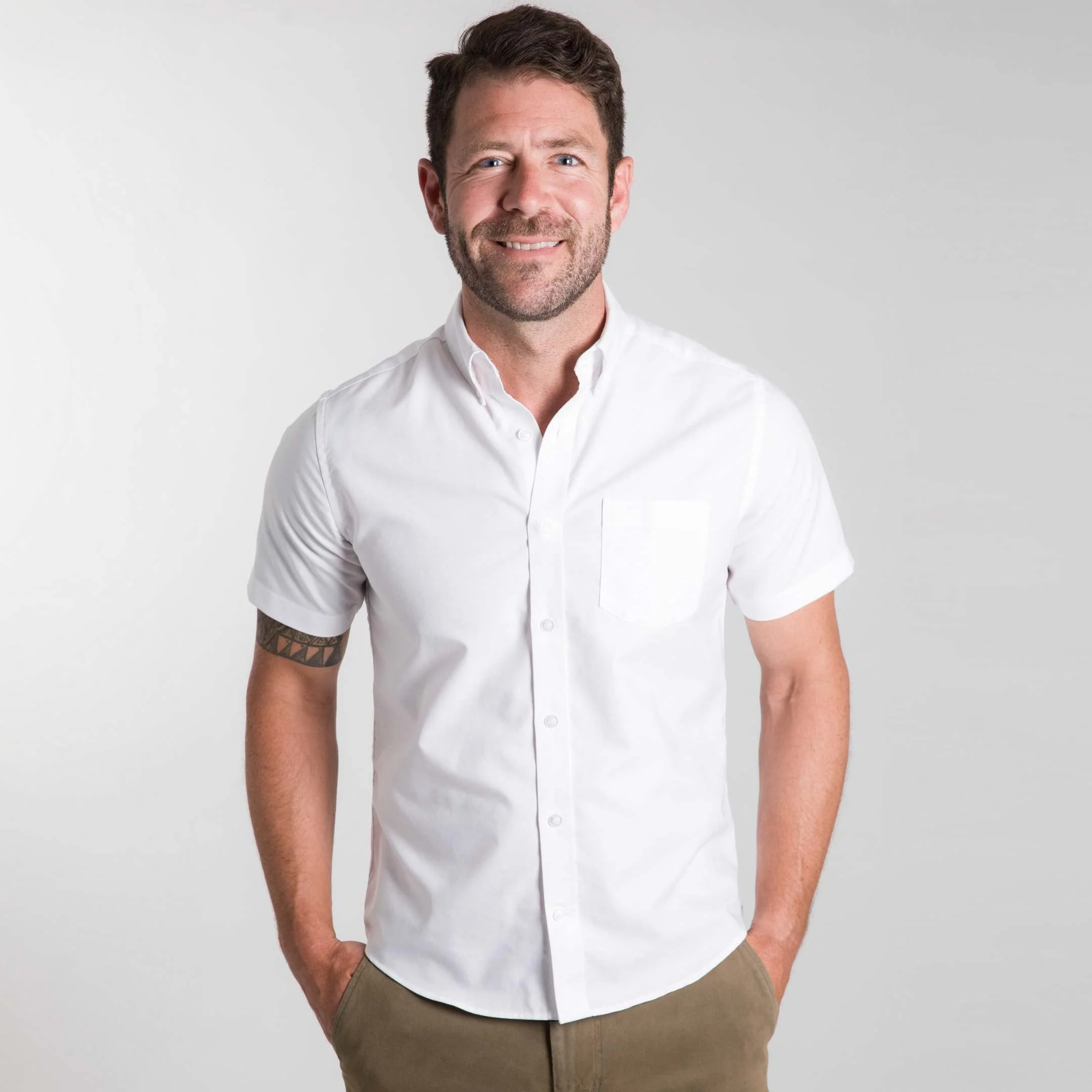 White Oxford Wrinkle Free Short Sleeve Shirt - Image 6